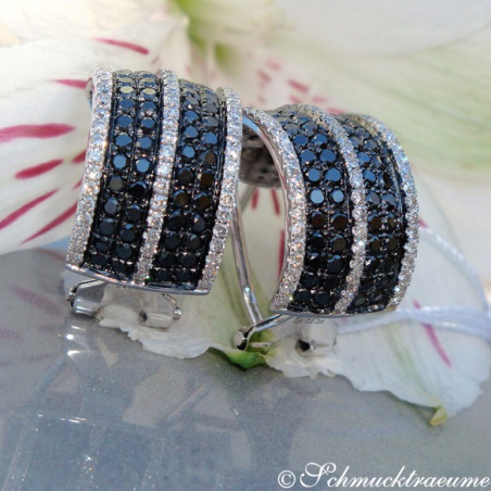 Casual Smart Black & White Diamond Earrings