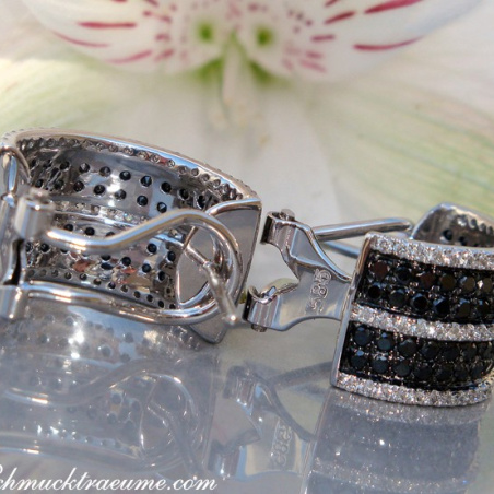 Casual Smart Black & White Diamond Earrings