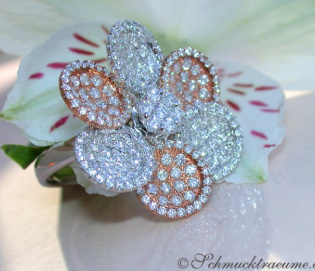 Feminine Diamond Flower Ring in Rose & White Gold