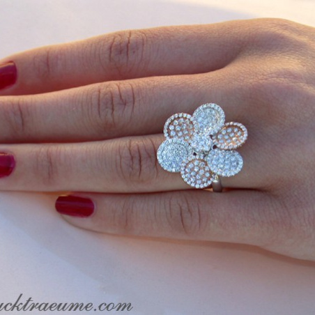 Feminine Diamond Flower Ring in Rose & White Gold