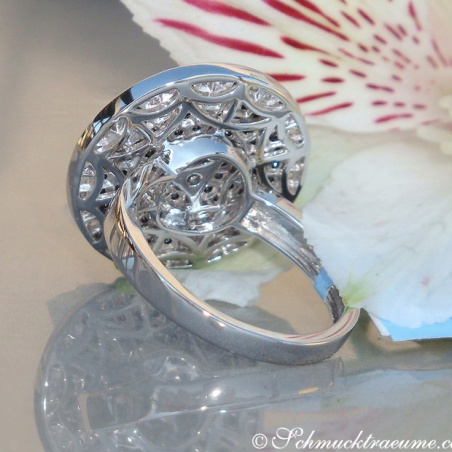 Elegant diamonds & black diamond ring