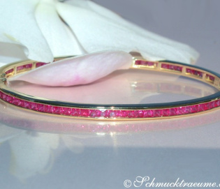 Pretty Ruby Bangle
