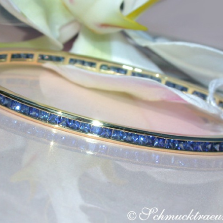 Pretty Sapphire Bangle