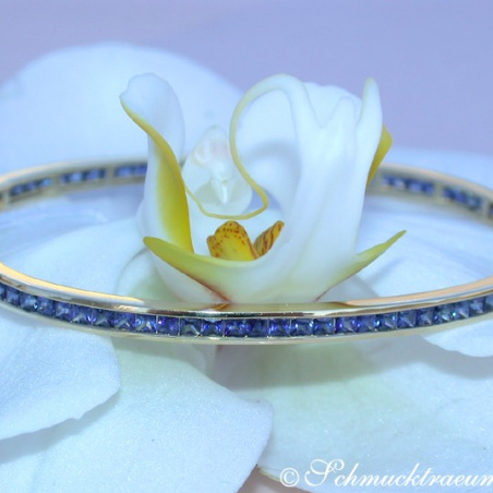 Pretty Sapphire Bangle