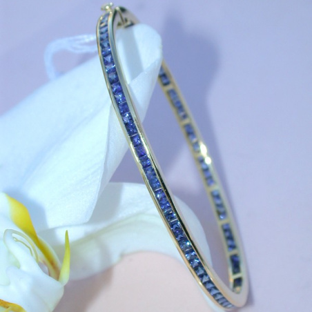 Pretty Sapphire Bangle