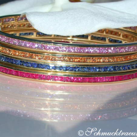 Pretty Sapphire Bangle