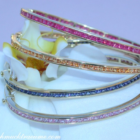 Pretty Sapphire Bangle