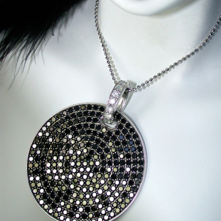 Modifiable Black & White Diamond Pendant