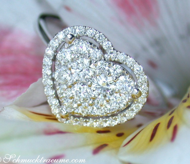 Elegant Diamond Ring in Heart Design Elegant Diamond Ring in Heart Design