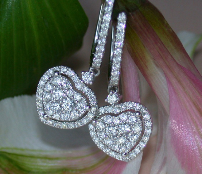 Elegant Diamond Heart Earrings Elegant Diamond Heart Earrings