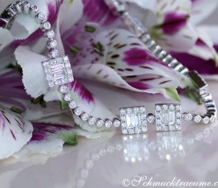 Precious Bracelet with Baguette Diamonds