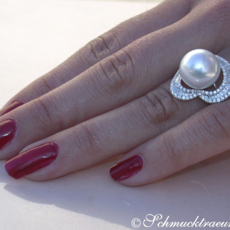 Südseeperle Ring mit Brillanten & Diamanten