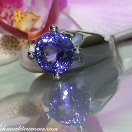 Stately Tanzanite Solitaire Ring