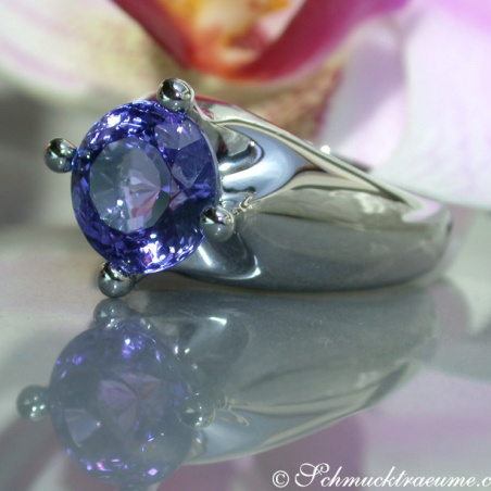Stately Tanzanite Solitaire Ring