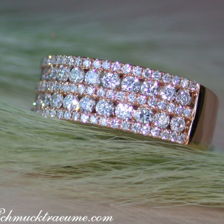 Elegant Diamond Ring