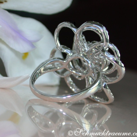 High-end Blossom Style Diamond Ring