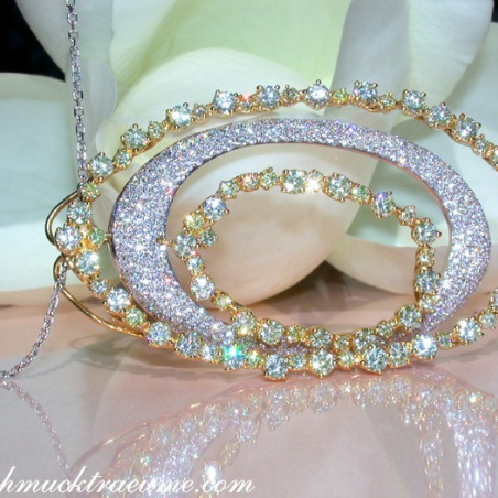Outstanding Yellow & White Diamond Pendant