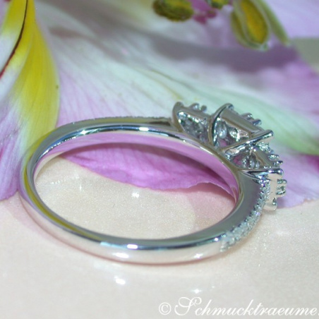 Enchanting Diamond Ring