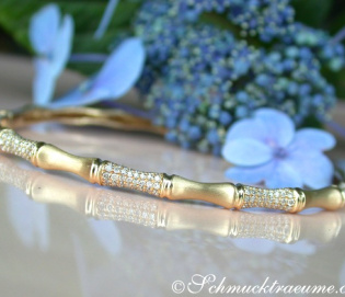 Wonderful Diamond "Bamboo" Bangle in Yellow Gold