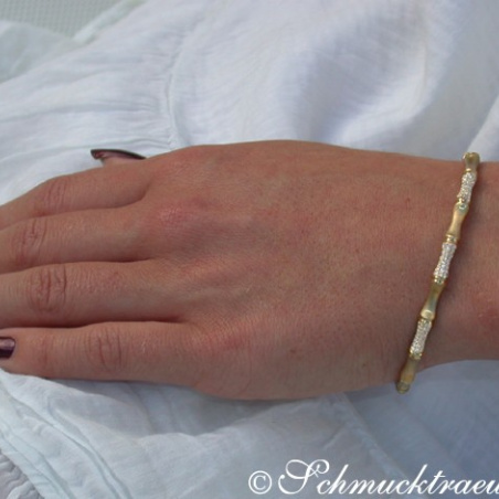 Diamanten Armreif im Bambus Design