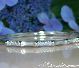 Interesting Diamond "Bamboo" Bangle in White Gold