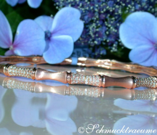 Pretty Diamond "Bamboo" Bangle in Rose Gold
