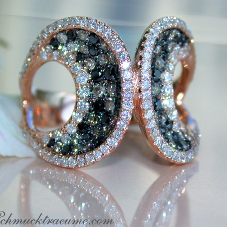 Interesting Ring with Black, Natural Brown & White Diamonds