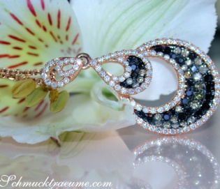 Interessanter Pendant with Black, Natural Brown & White Diamonds