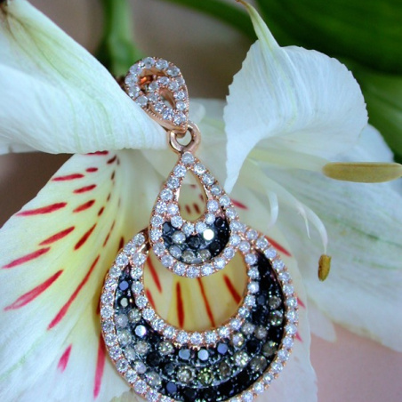 Interessanter Pendant with Black, Natural Brown & White Diamonds