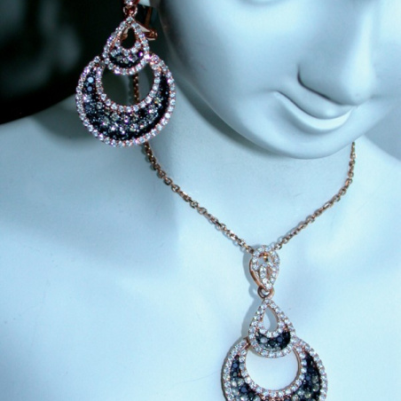 Interessanter Pendant with Black, Natural Brown & White Diamonds
