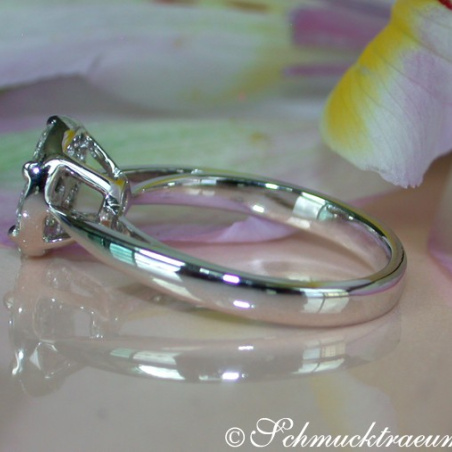 Captivating Diamond Ring (Illusion Design)