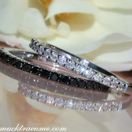 Memory Ringe mit Brillanten und schwarzen Diamanten
