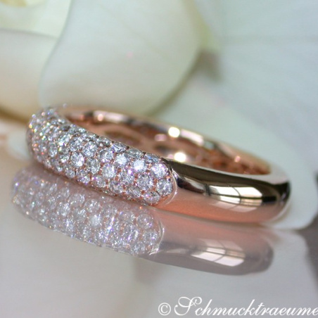 Picture Perfect Diamond Pavé Ring in Rose gold