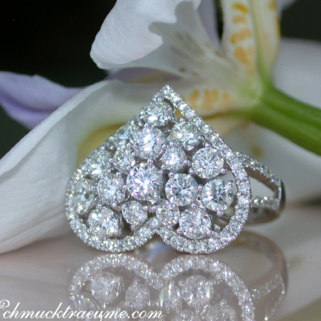 Exquisite Diamond Heart Ring