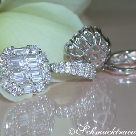 Exquisite Diamond Earrings with Flawless Diamonds