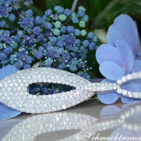 Exquisite Diamond Necklace