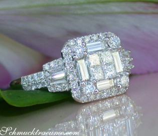 Precious Diamond Ring with Baguette & Princess Diamonds