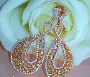 High-carat Earrings with Yellow & White Diamonds