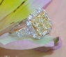 Glorious White & Yellow Diamond Ring