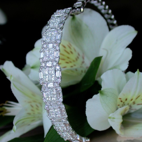 Fabulous Bangle with Brilliant, Princess & Baguette Diamonds