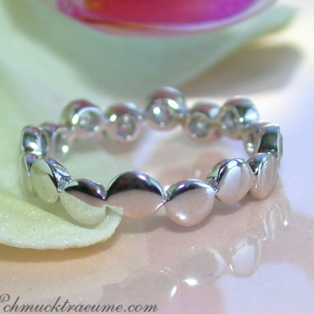 Timeless Diamond Eternity Ring in White gold