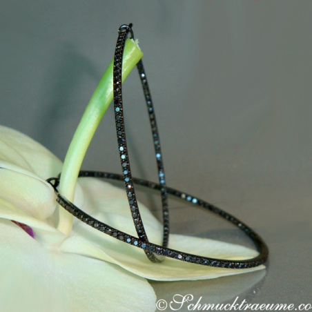 Striking Black Diamond Hoops (Ø 47 mm)