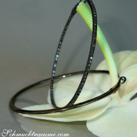Striking Black Diamond Hoops (Ø 47 mm)