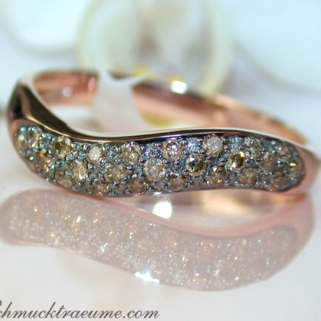 Curved Brown Diamond Pavé Ring