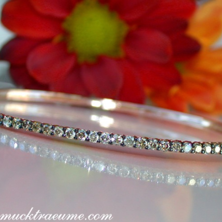 Timeless Bangle with Natural Brown Diamonds