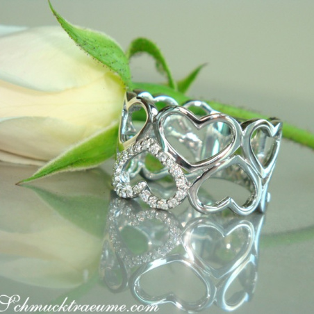 Enchanting Diamond Heart Ring