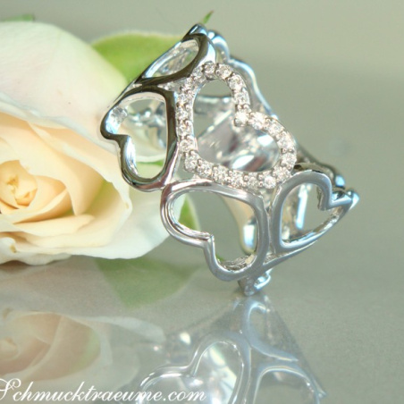 Enchanting Diamond Heart Ring