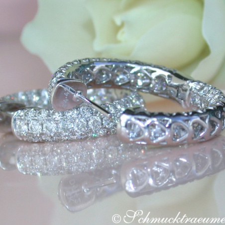 Stately Diamond Pavé Hoops (Ø 24 mm)