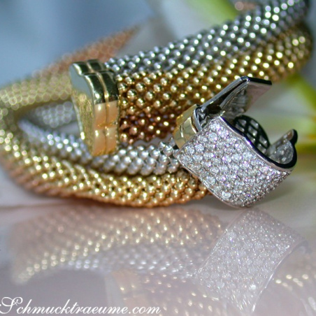 Stately "Cord" Bracelet with Diamonds