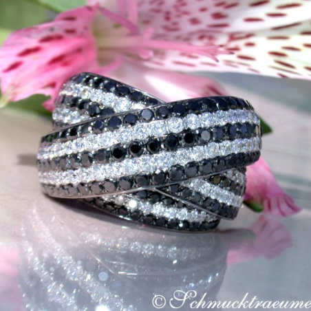 Stately Black & White Diamond Ring